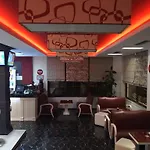 Hotel Mustang 4*
