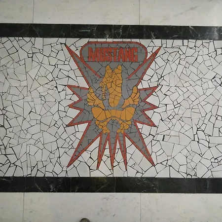 Hotel Mustang